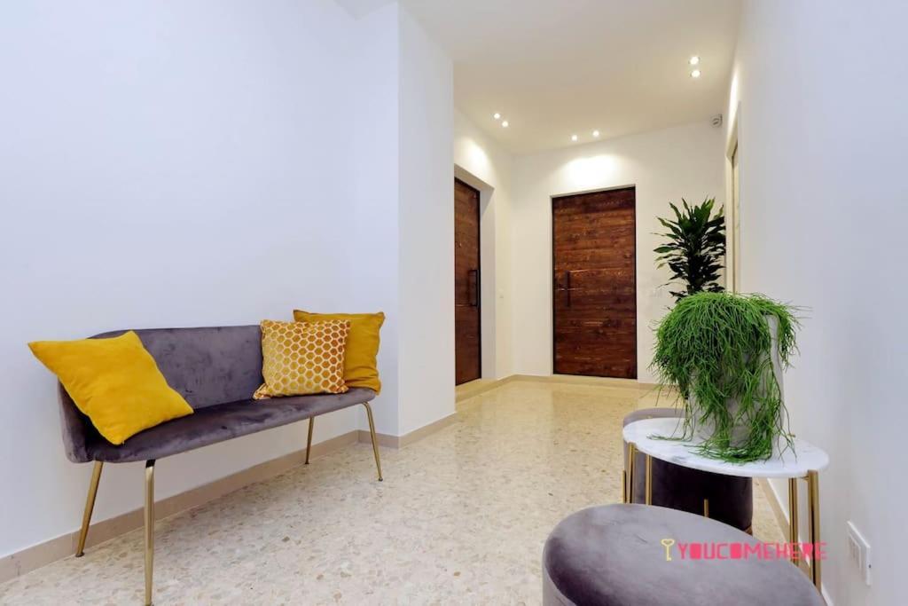 Ych-Renovated And Design Flat Close To The Center روما المظهر الخارجي الصورة